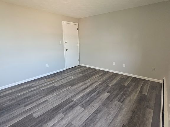 4th image of 1214 Stanley St APT 201