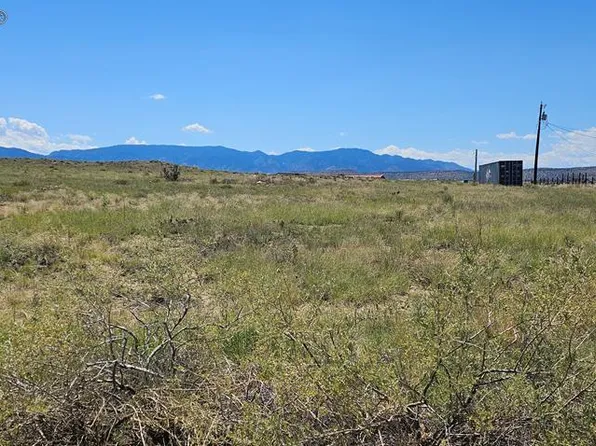 15 Needham Rd, Florence, CO 81226