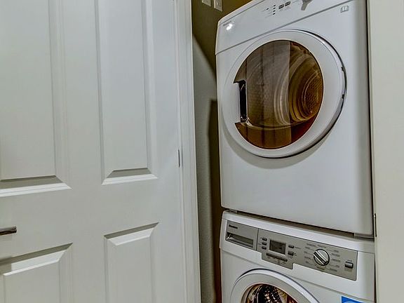 5th image of 399 NE 79th Ave #398/101