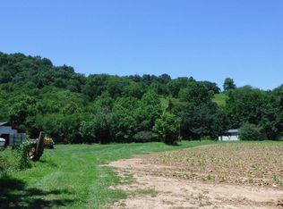 118.88 S Fork Rd, Whitleyville, TN 38588