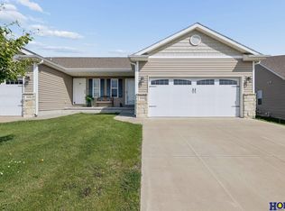 3120 King Ridge Ct, Lincoln, NE 68504