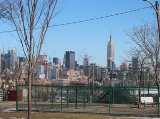 350 Paterson Plank Rd, Jersey City, NJ 07307