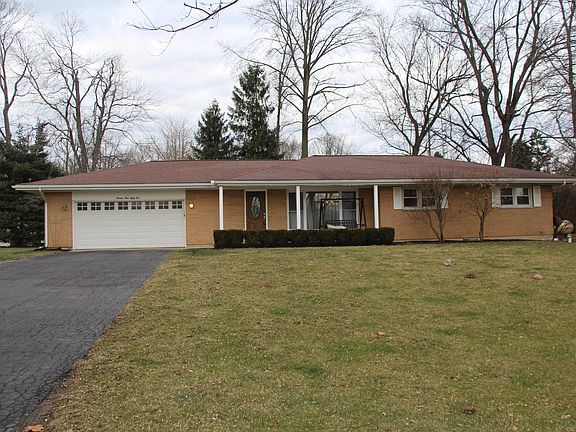 3rd image of 14381 Woodlawn Dr
