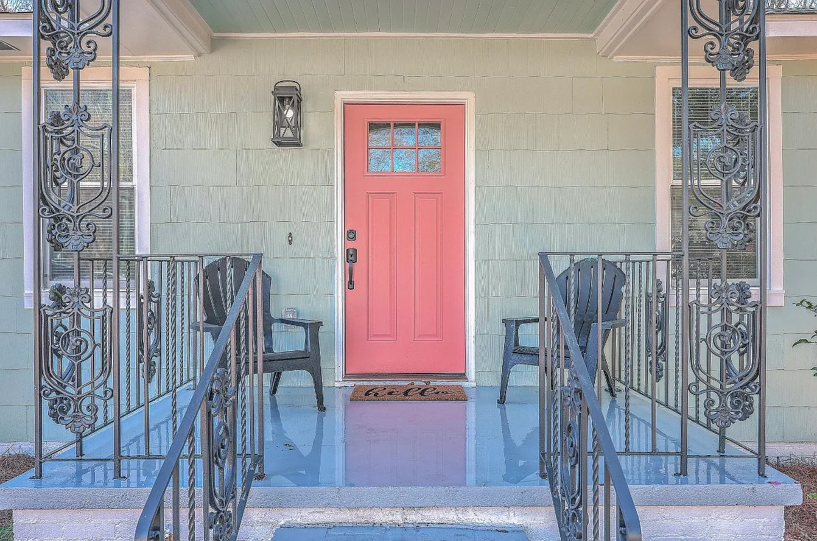 3 bed, 2.5 bath, 1117 sqft, $2,600 — Photo 2