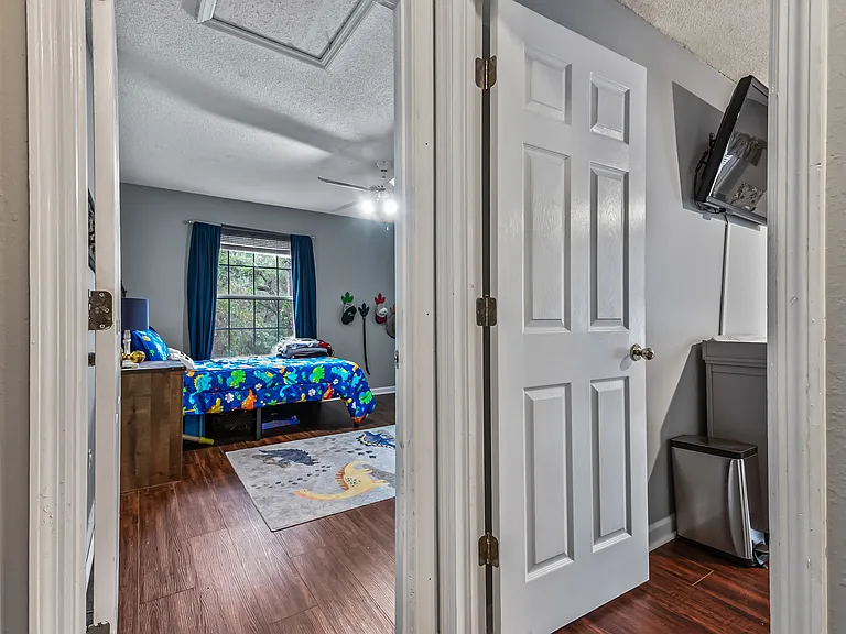 4112 Castellan Dr — Photo 20