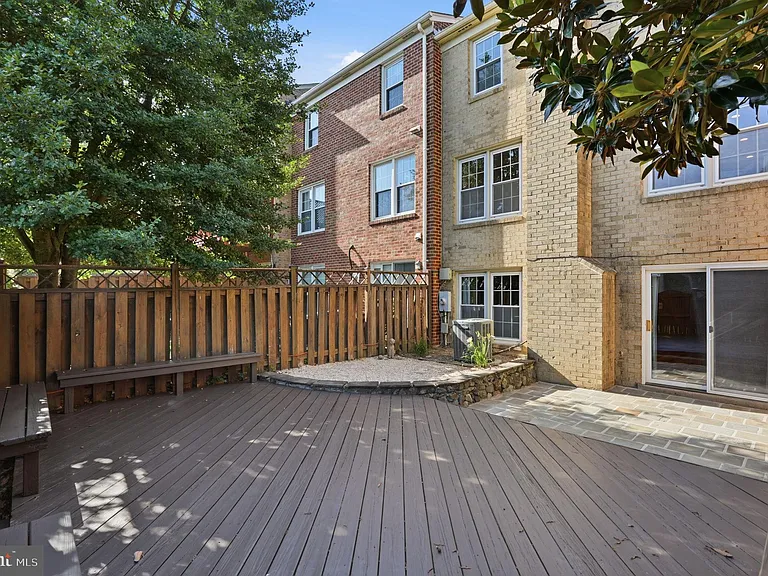 10429 Red Granite Ter — Photo 36