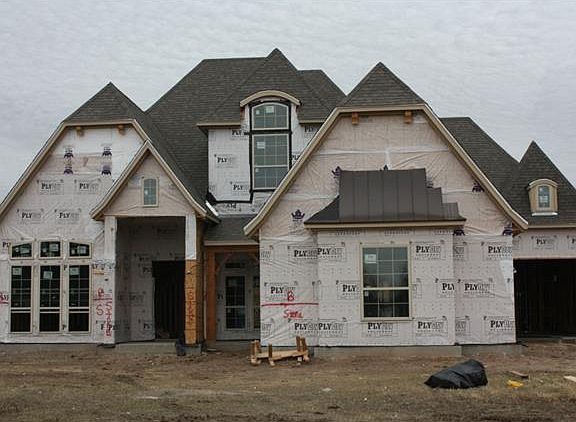 2nd image of 117 The Lakes Dr