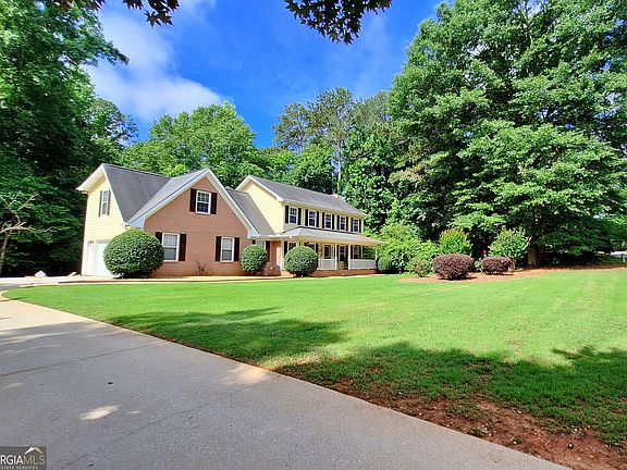 2nd image of 125 Chardonnay Oaks Dr