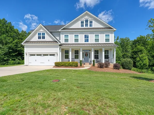 160 Scotts Bluff Dr, Simpsonville, SC 29681