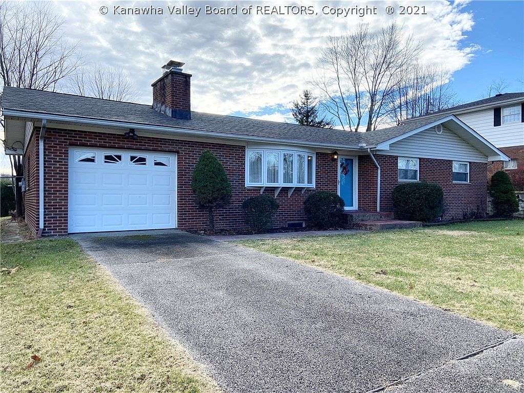 1923 Oakridge Dr, Charleston, WV 25311 Zillow