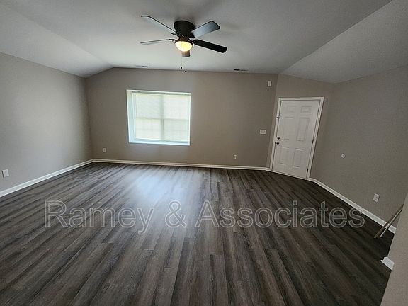 4th image of 515 S 20th St