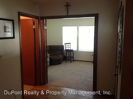 2nd image of 1323 Sinclair Dr