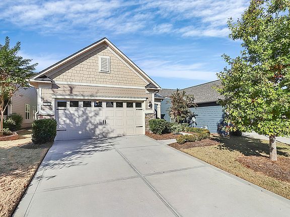 3rd image of 1013 Kirby Dr