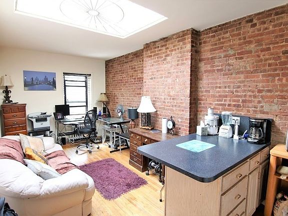4th image of 54 W 84th St #4B