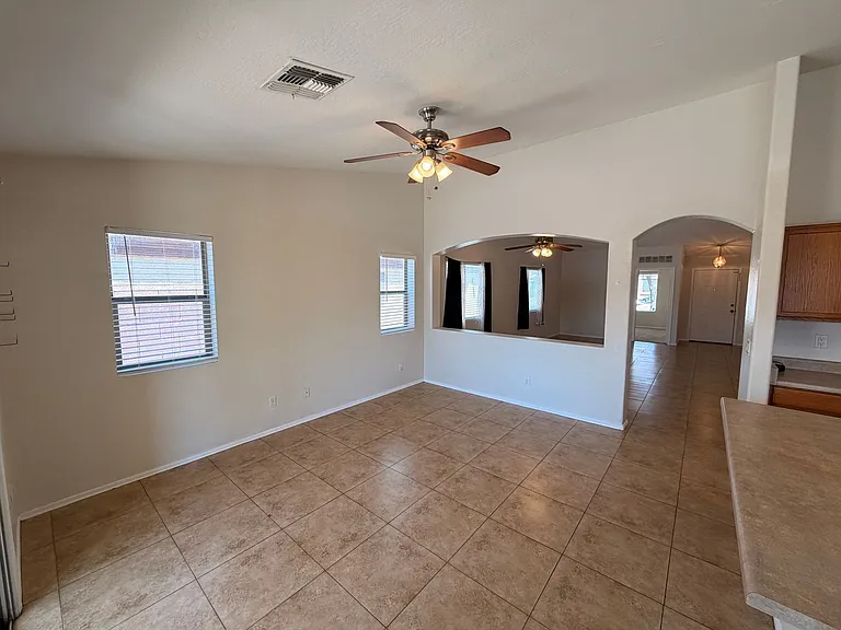 8409 W Payson Rd — Photo 4