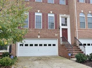 16484 Steerage Cir, Woodbridge, VA 22191