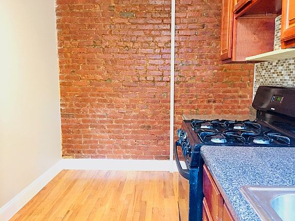 3rd image of 2114 Caton Ave APT 4D