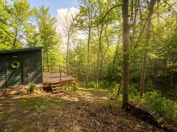 E5894 Jore Road, Westby, WI 54667