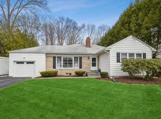 27 Wasson Dr, Poughkeepsie, NY 12603