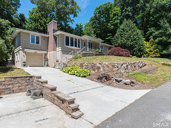 3rd image of 75 Peterson Avenue