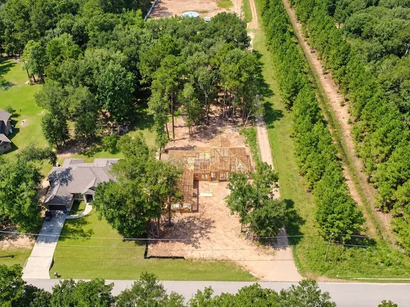 17210 Pecos Dr, Splendora, TX 77372