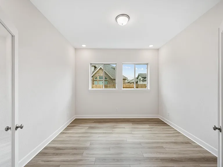 5702 Diamond Dust Dr — Photo 19