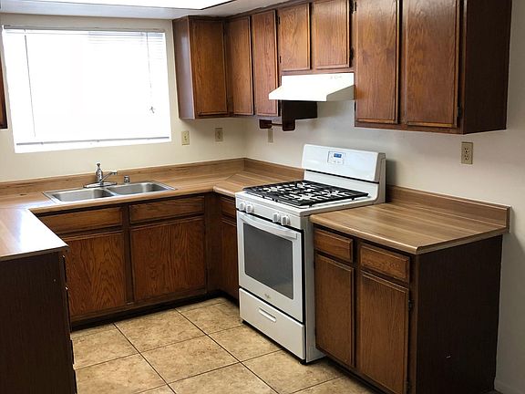 5th image of 16465 Green Tree Blvd APT 55