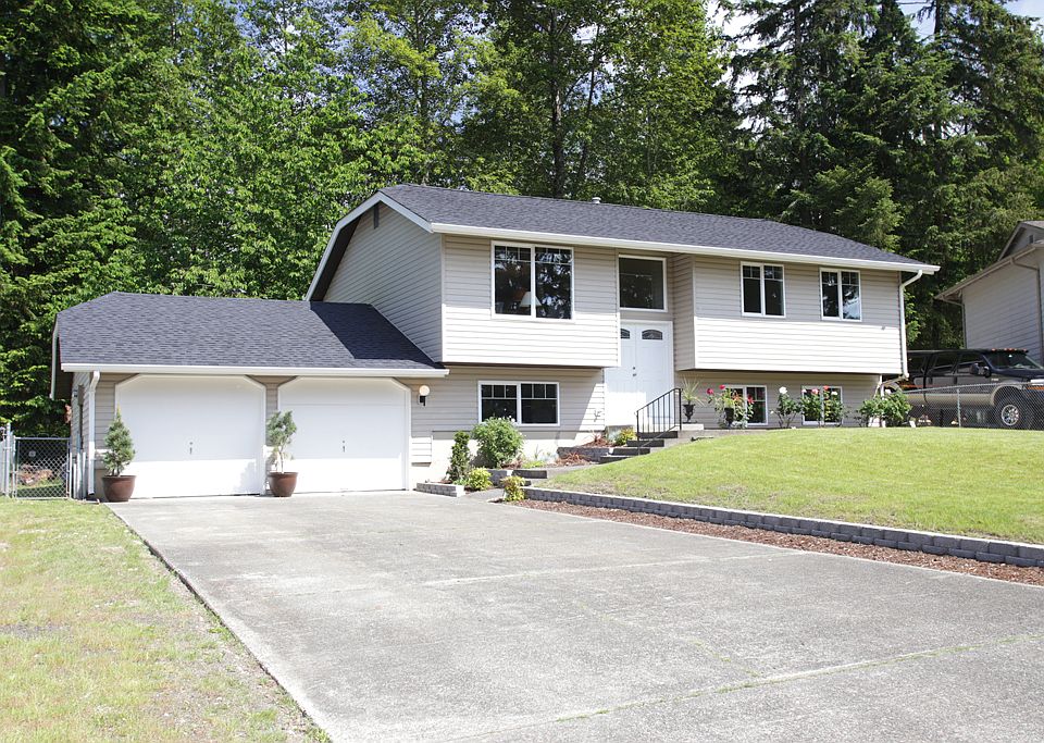1st image of 3605 Foxwood Dr SE