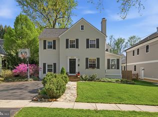 5510 Roosevelt St, Bethesda, MD 20817