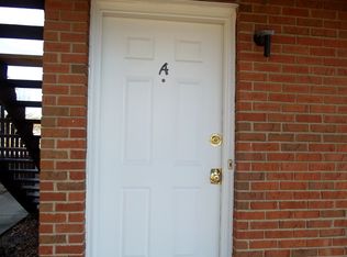 12 Pheasantwood Dr, Belleville, IL 62226