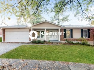 6922 Parc Charlene Dr, Florissant, MO 63033
