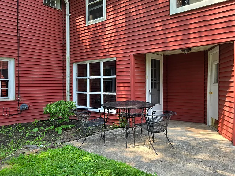 253 E Dark Hollow Rd #1 — Photo 3