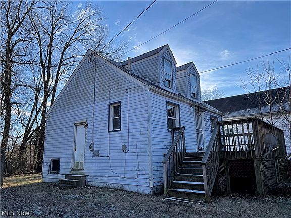 3rd image of 361 Frank Ave