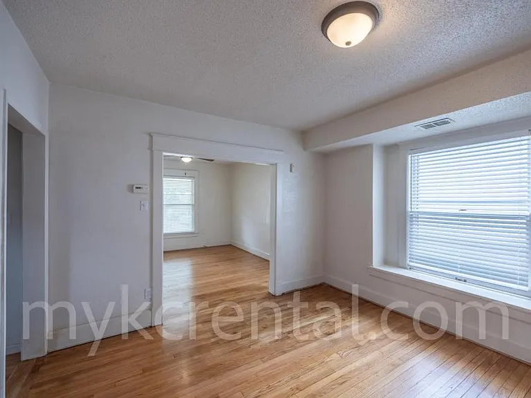 4306 Fisher St — Photo 26