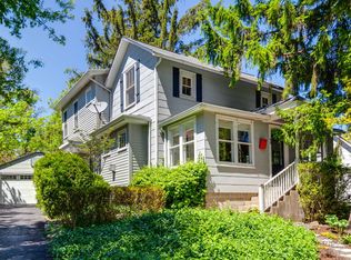 40 Washington Rd, Lake Forest, IL 60045