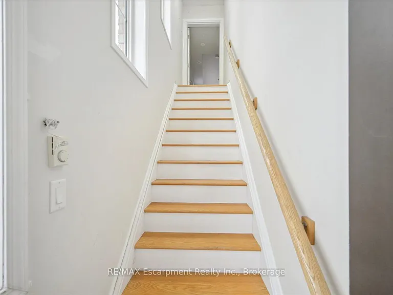 2441 Greenwich Dr #64 — Photo 9