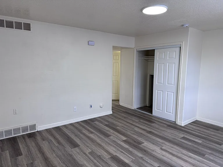 2505 W 450 N #2 — Photo 3