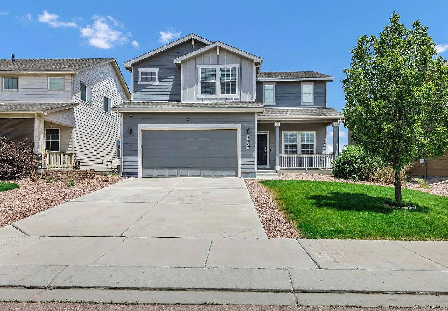 4 bed, 2.5 bath, 2359 sqft, $2,500 — Photo 1