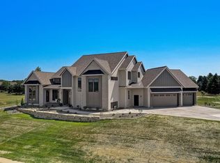 3172 Lymans Run, Sun Prairie, WI 53590