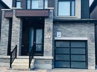 16 Walter Clifford Nesbitt Dr, Whitby, ON L1P 0G5
