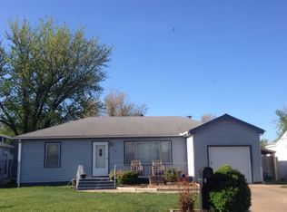 202 E 17th St, Larned, KS 67550