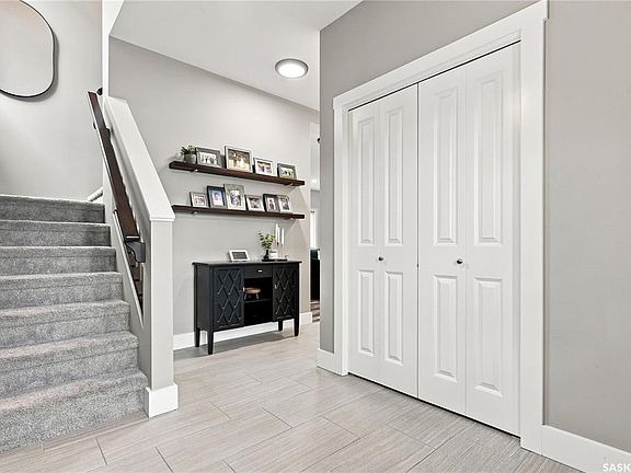 4th image of 575 Childers CRESCENT