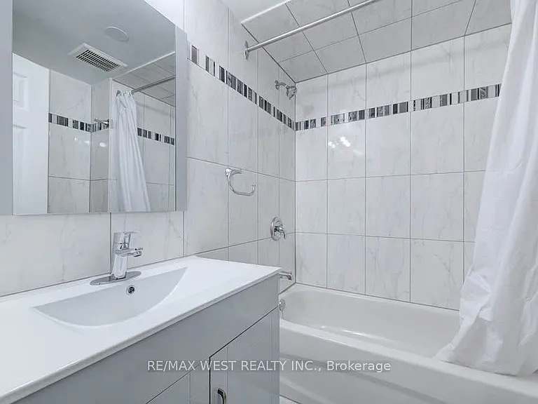 16 Hasbrooke Dr #MAIN LVL — Photo 17