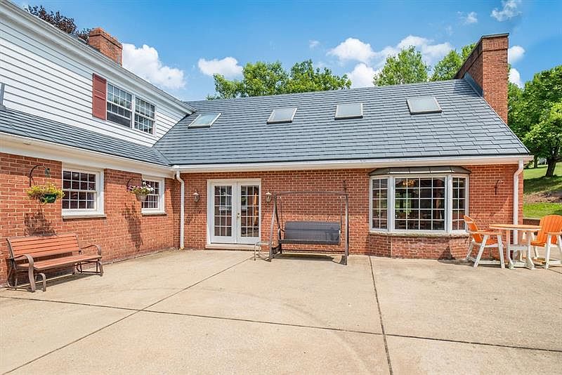 565 Morningstar Dr, Ellwood City, PA 16117 MLS 1617577 Zillow