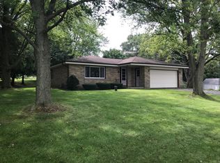 S31W26223 Sunset Dr, Waukesha, WI 53189