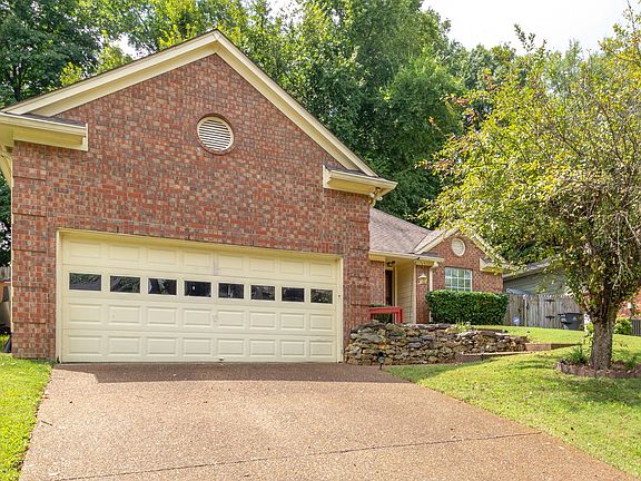 3rd image of 5013 W Oak Highland Dr