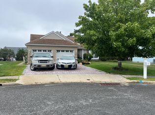 30 Swindon Ct, Toms River, NJ 08757