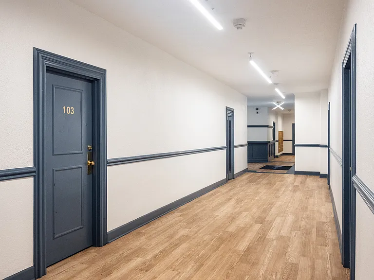 Pasadena Apartments — Photo 28