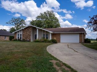 116 Meadowbrook Ln, Saint Marys, OH 45885