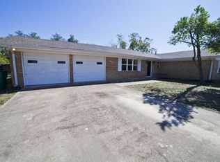 601 Barkley Dr, Hamilton, TX 76531